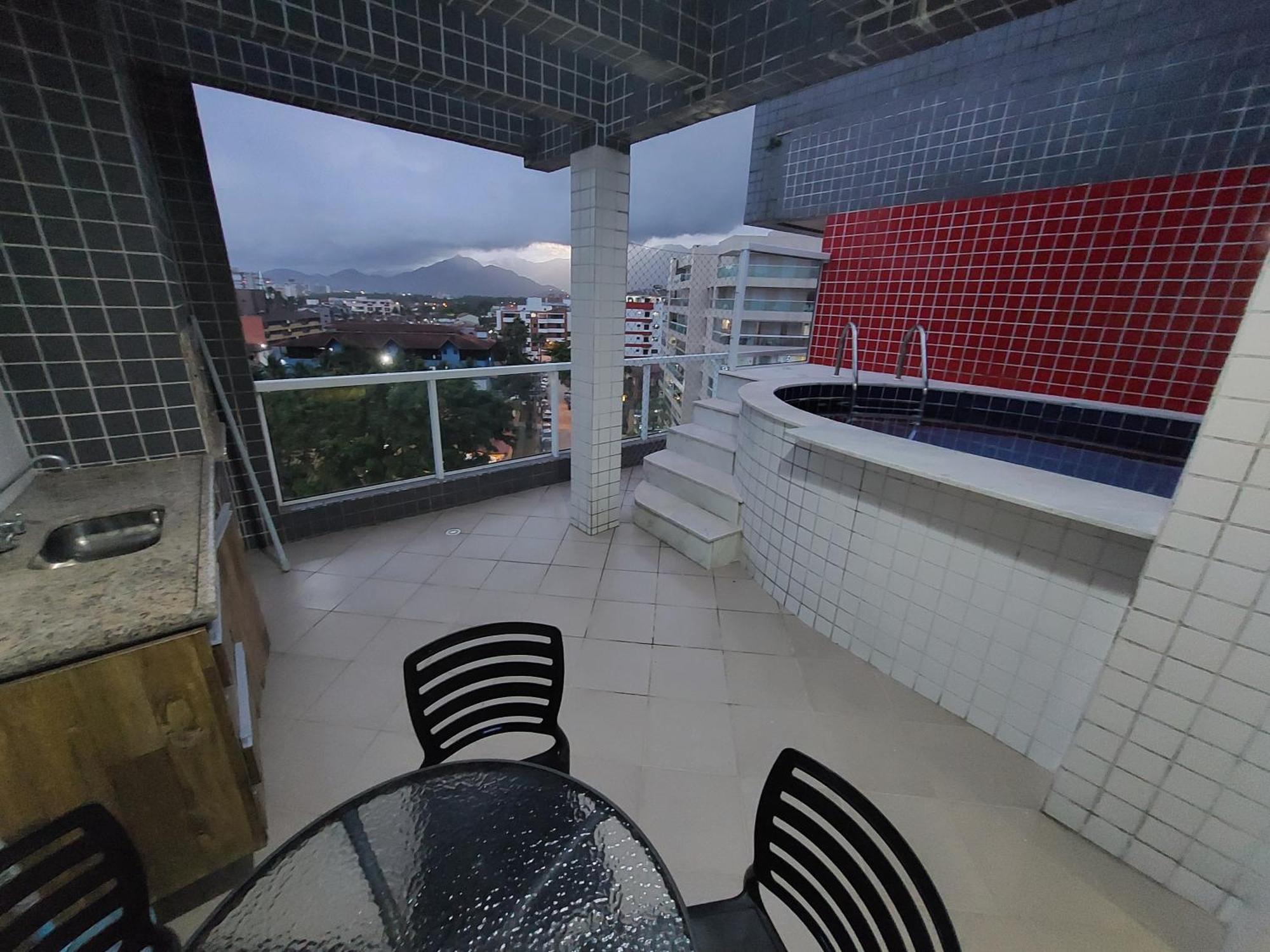 Apartamento A 50M Praia Maitinga, Wifi, Churrasqueira Na Varanda Бертиога Номер фото